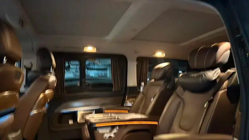 Mercedes-Benz V-Class 2022 V 260 L Long Wheelbase Luxury Edition — миниатюра 11