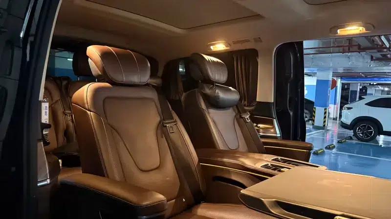 Mercedes-Benz V-Class 2022 V 260 L Long Wheelbase Luxury Edition — миниатюра 13