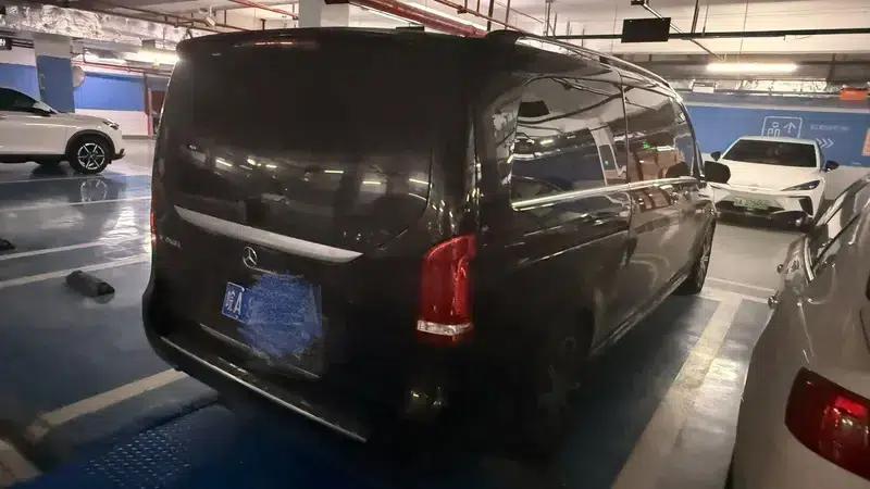 Mercedes-Benz V-Class 2022 V 260 L Long Wheelbase Luxury Edition — миниатюра 5