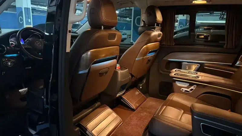 Mercedes-Benz V-Class 2022 V 260 L Long Wheelbase Luxury Edition — миниатюра 9