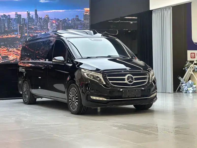 Mercedes-Benz V-Class 2018 V 260 L Premium Extended Edition (China VI Emission Standard) — миниатюра 3