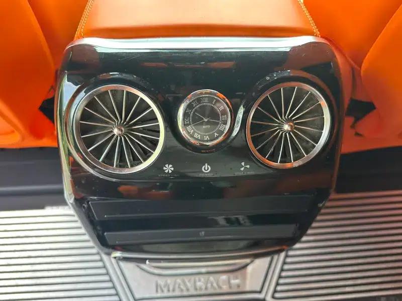 Mercedes-Benz V-Class 2017 V 260 L Premium Extended Edition — миниатюра 11
