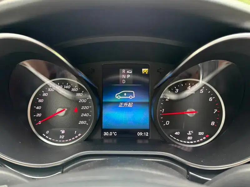 2021 Mercedes-Benz V-Class 2.0L Automatic Front-Wheel Drive 7-Seater Factory Custom Edition — миниатюра 12