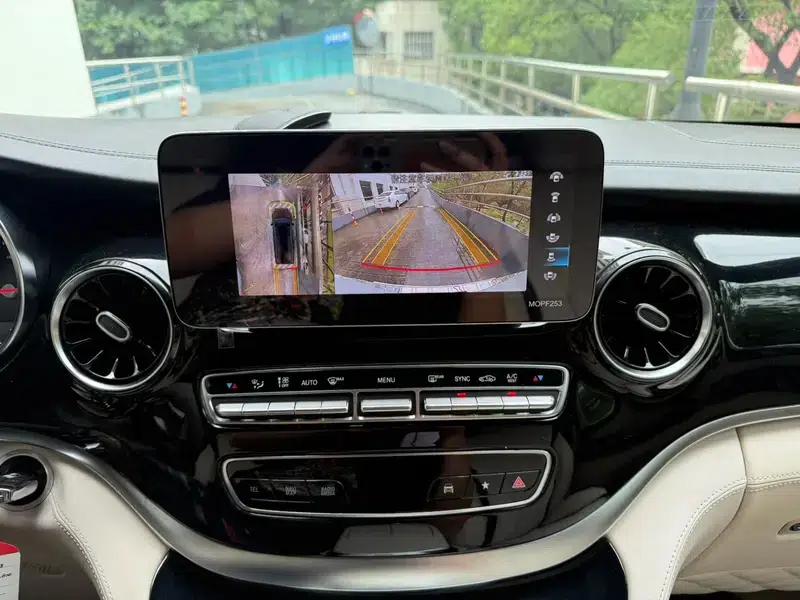 2021 Mercedes-Benz V-Class 2.0L Automatic Front-Wheel Drive 7-Seater Factory Custom Edition — миниатюра 10