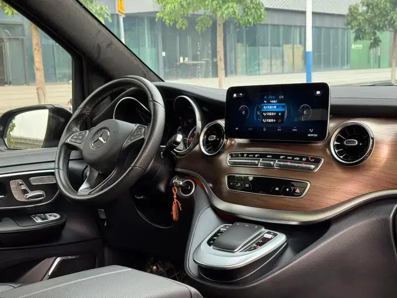 Mercedes-Benz V-Class 2020 V 260 Premium Edition — миниатюра 18