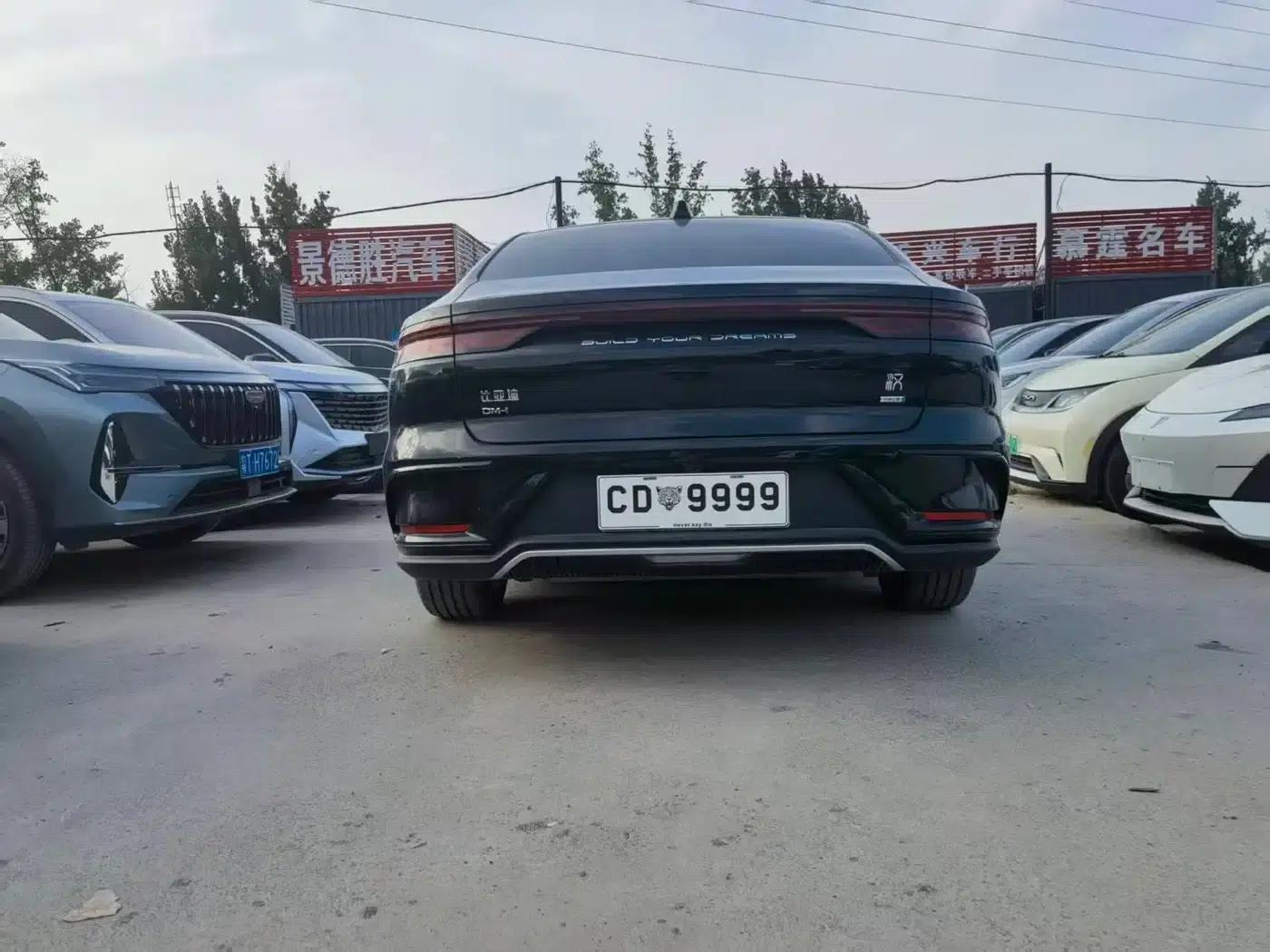 Han 2025 DM-i Intelligent Driving Edition 125KM Elite — миниатюра 8