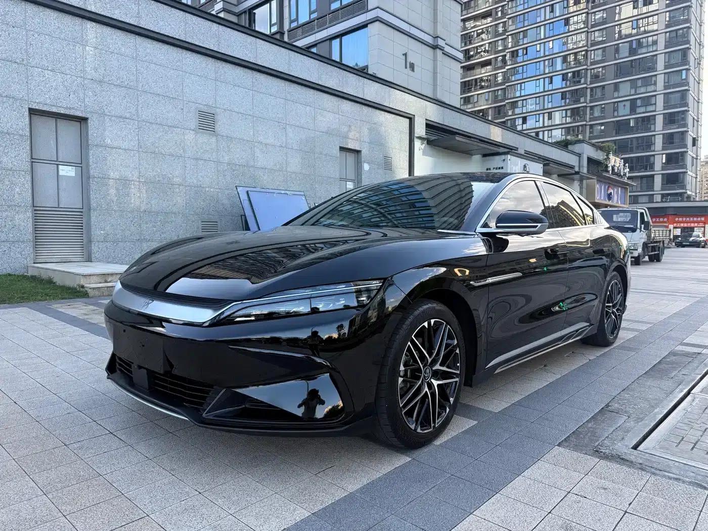 Han 2025 EV 605KM Premium Edition — миниатюра 1