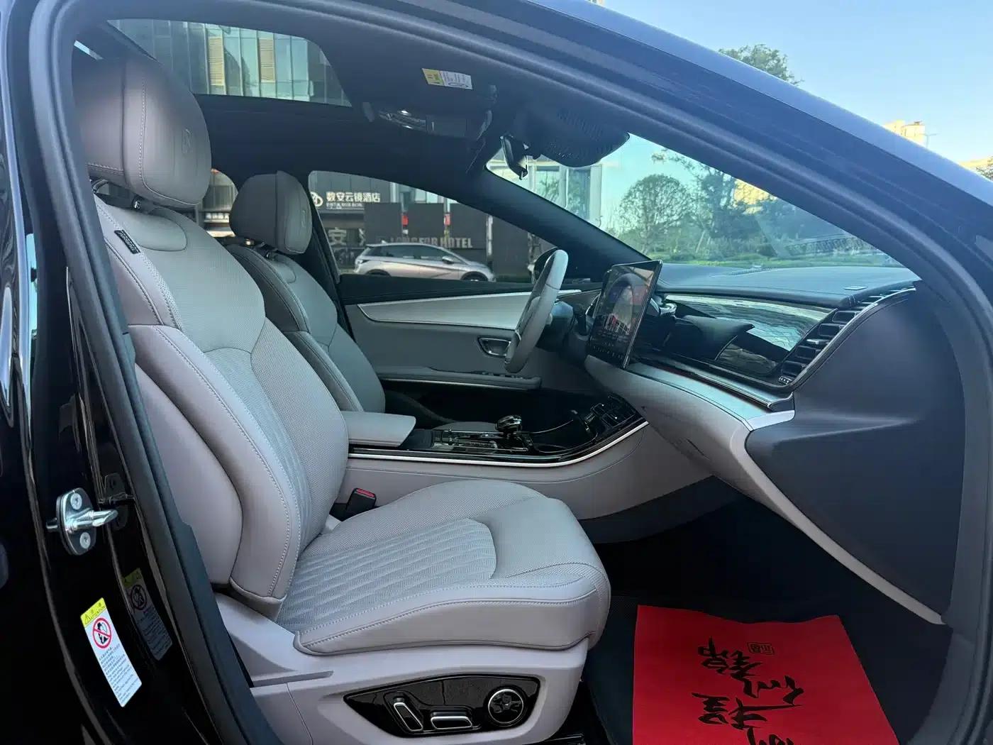 Han 2025 EV 605KM Premium Edition — миниатюра 10