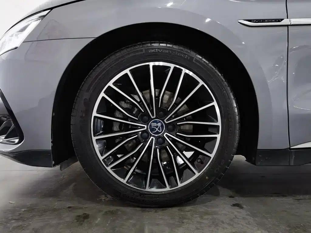 Han 2022 DM-i 121KM Premium Edition — миниатюра 17