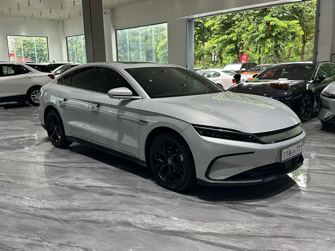 Han 2025 DM-i 125KM Elite — миниатюра 3