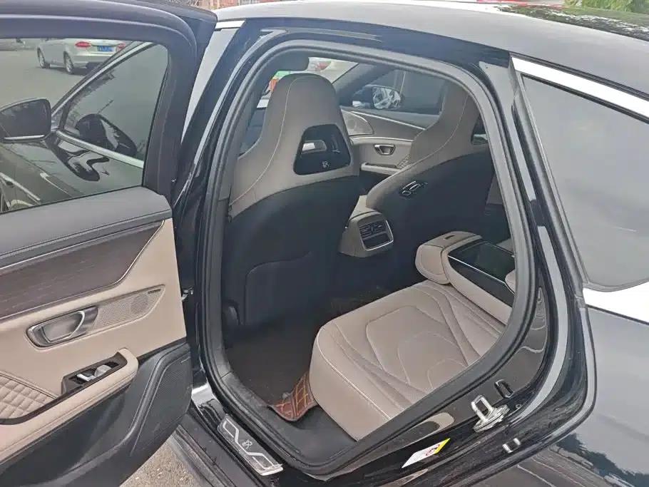 Han 2024 EV Glory Edition 610KM AWD God's Eye Intelligent Driving Model — миниатюра 11