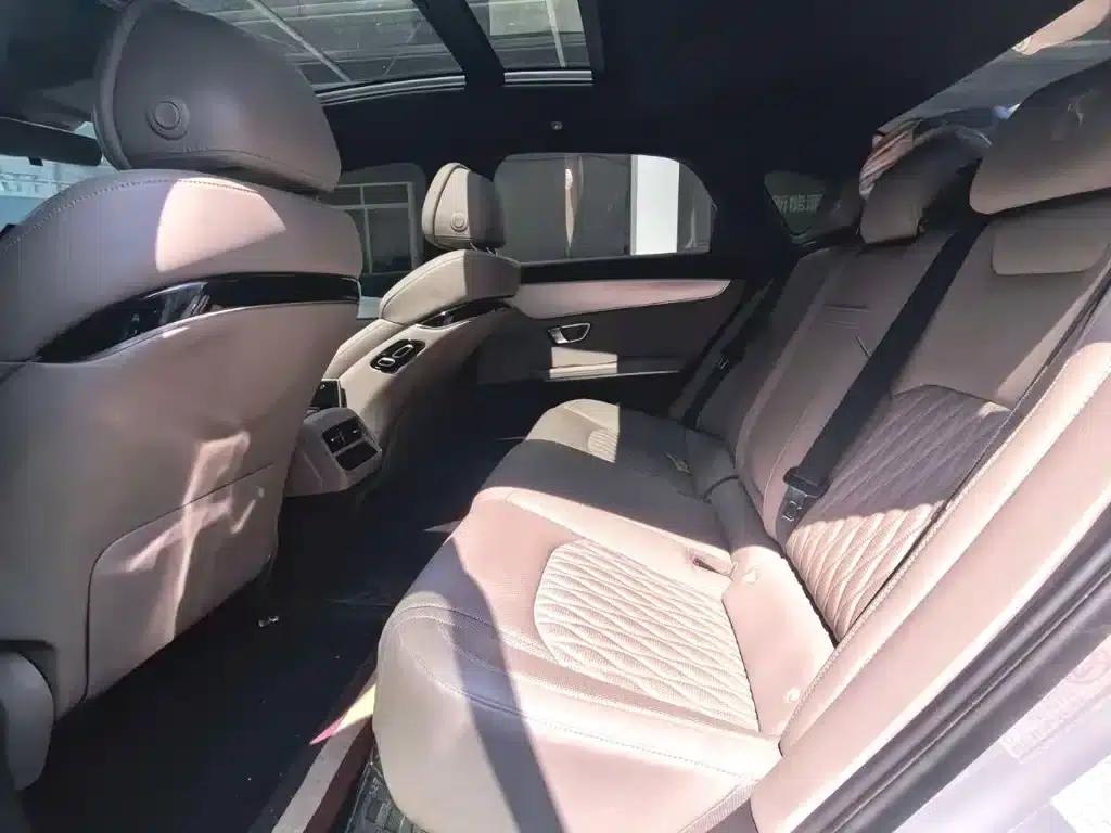 Han 2025 EV 506KM Premium Edition — миниатюра 3