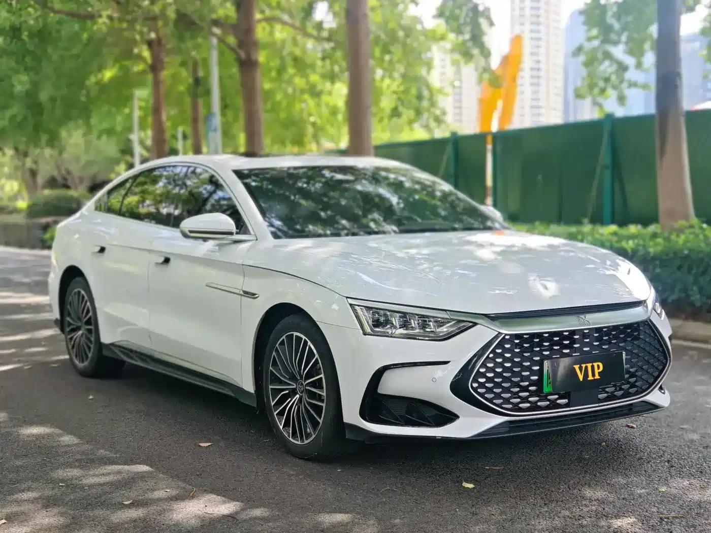 Han 2022 DM-i 121KM Premium Edition — миниатюра 3