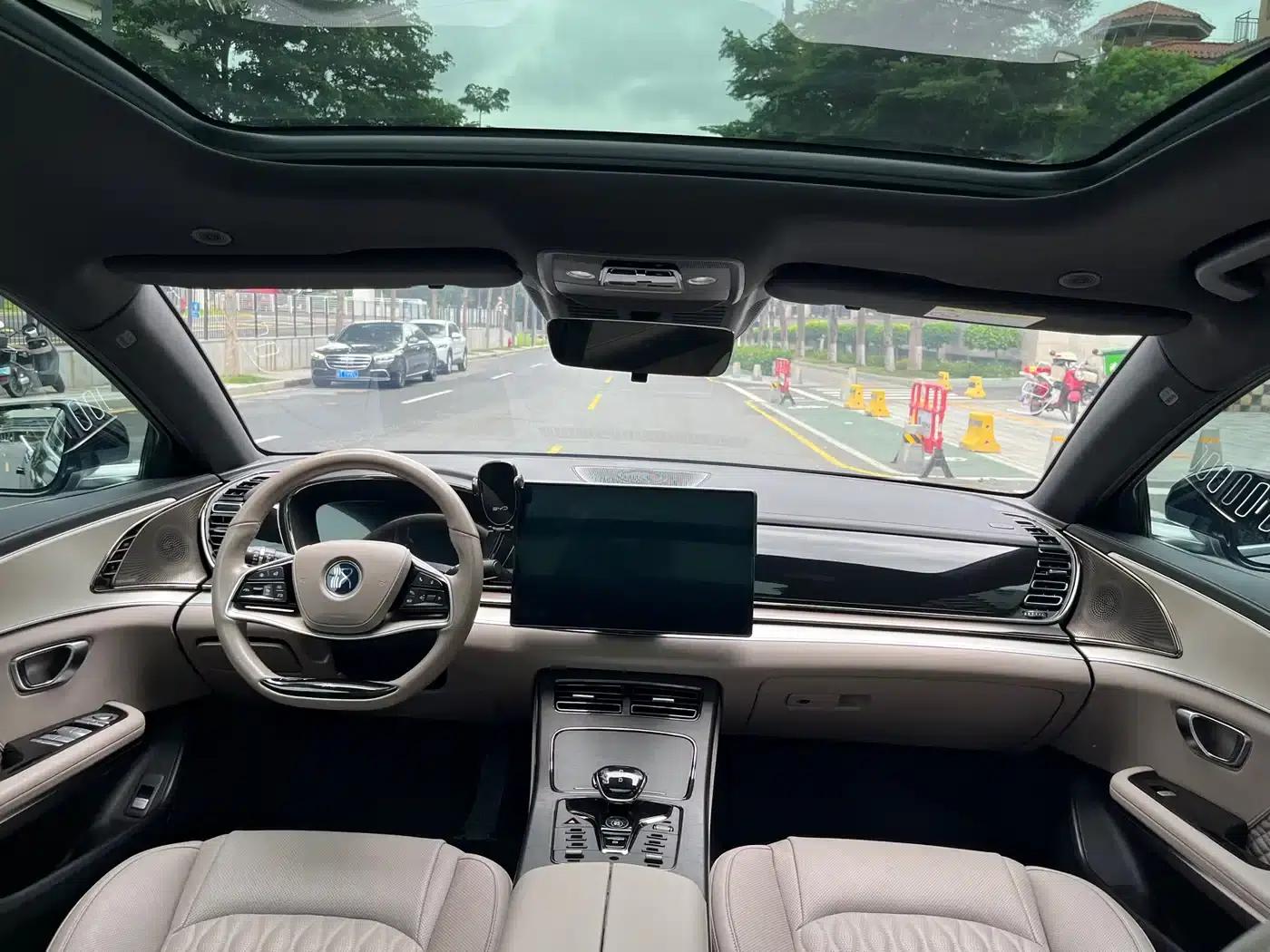 Han 2024 EV Glory Edition 605KM Front-Wheel Drive Premium Model — миниатюра 17