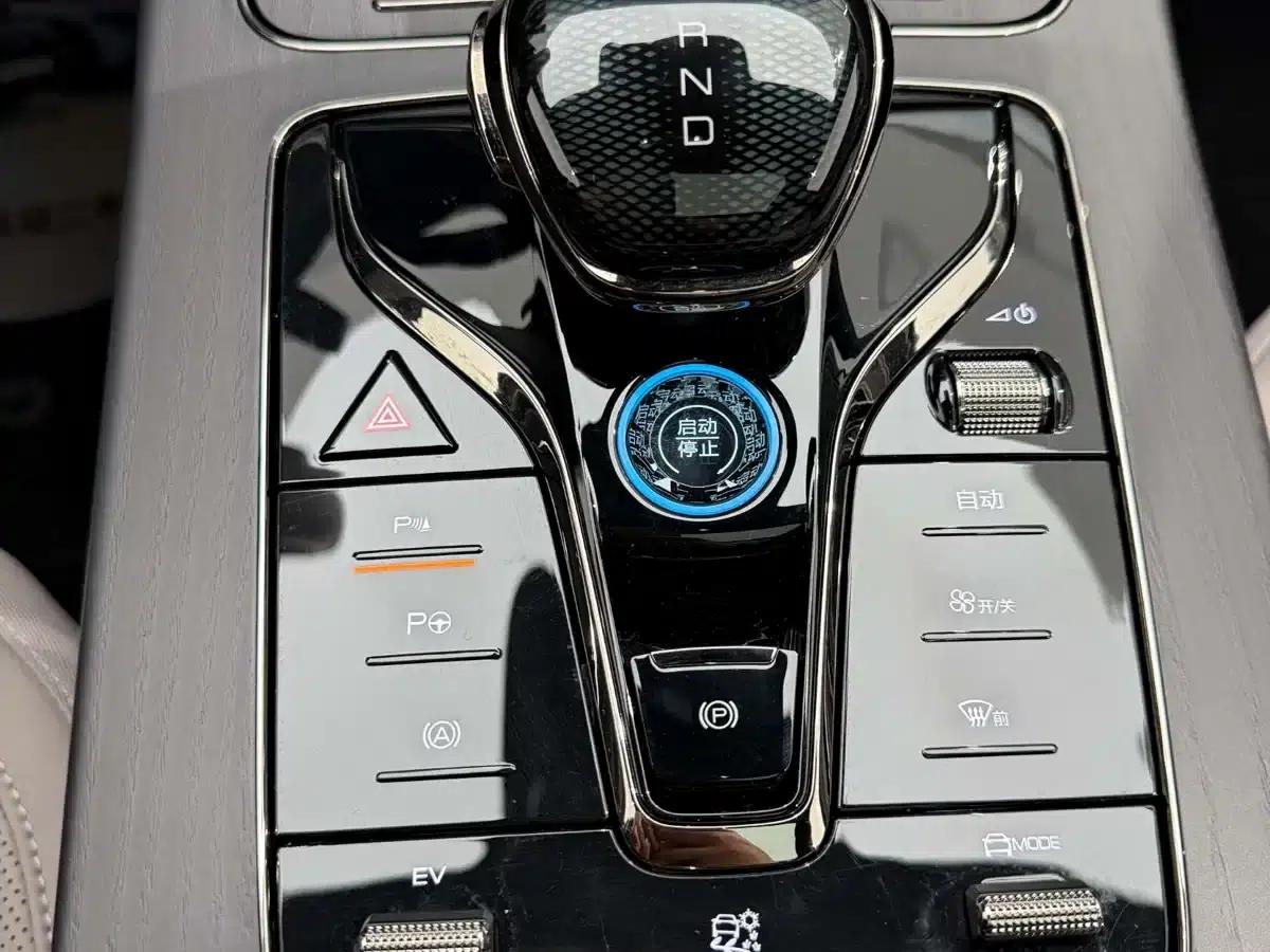 Han 2025 DM-i Intelligent Driving Edition Flagship Model with 125KM LiDAR — миниатюра 23