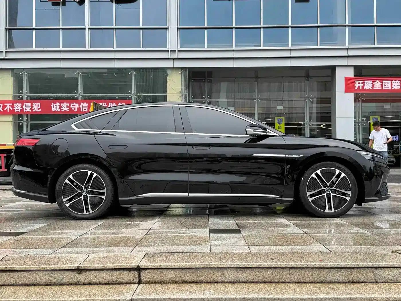 Han 2020 EV Extended Range Premium Edition — миниатюра 4