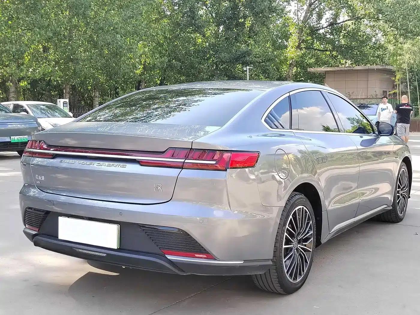 Han 2021 EV Standard Range Luxury Edition — миниатюра 4