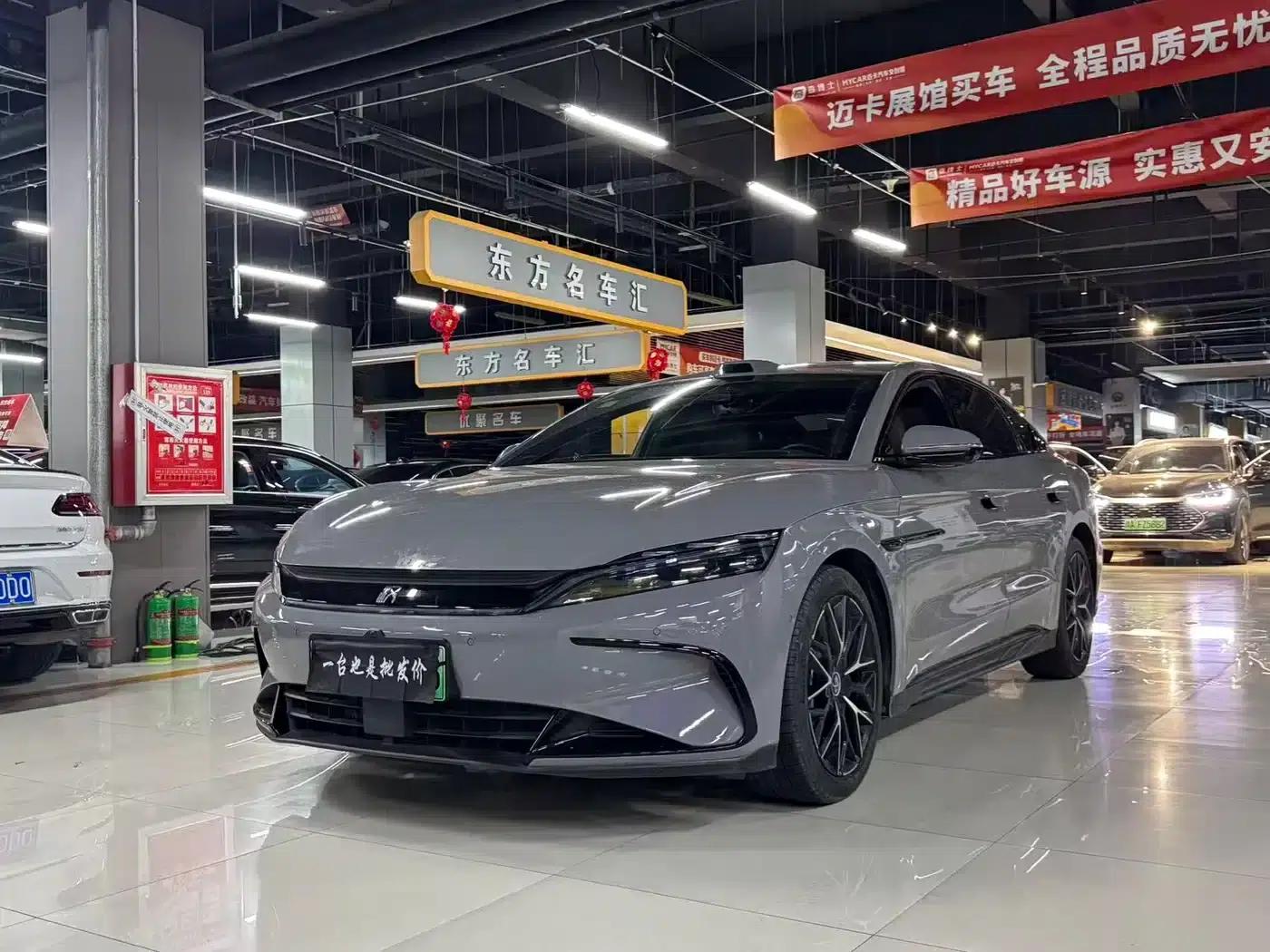 Han 2025 DM-i 125KM Premium Edition — миниатюра 1