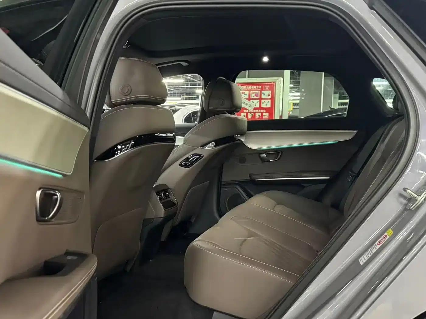 Han 2025 DM-i 125KM Premium Edition — миниатюра 5