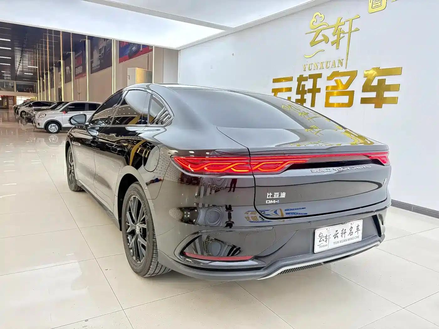 Han 2025 DM-i Intelligent Driving Edition 125KM Elite — миниатюра 2