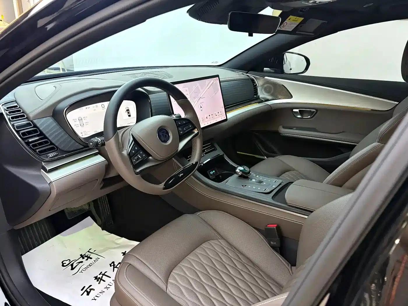 Han 2025 DM-i Intelligent Driving Edition 125KM Elite — миниатюра 14