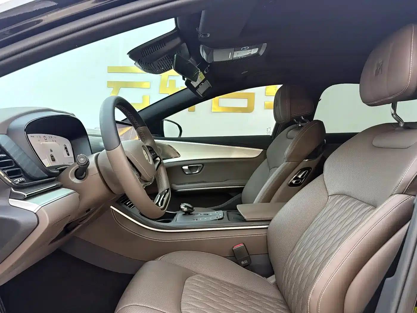 Han 2025 DM-i Intelligent Driving Edition 125KM Elite — миниатюра 17