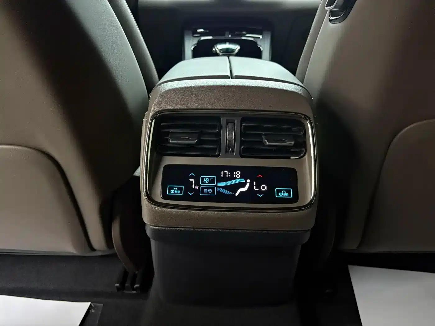 Han 2025 DM-i Intelligent Driving Edition 125KM Elite — миниатюра 10