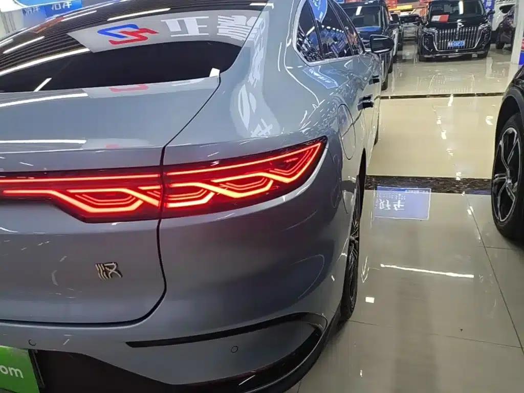 Han 2023 EV Champion Edition 506KM Front-Wheel Drive Premium — миниатюра 8