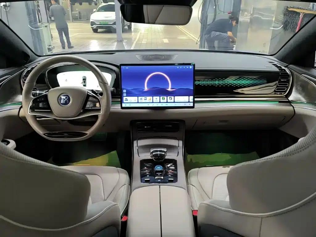 Han 2024 EV Glory Edition 610KM AWD God's Eye Intelligent Driving Model — миниатюра 10
