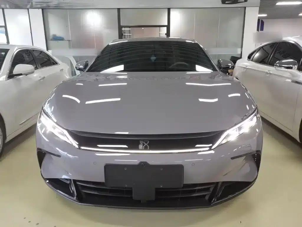 2025 Han DM-i Intelligent Driving Edition 125KM Premium — миниатюра 3