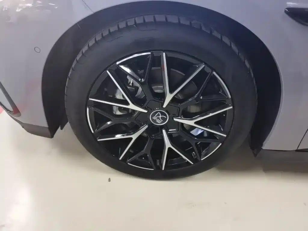 2025 Han DM-i Intelligent Driving Edition 125KM Premium — миниатюра 23