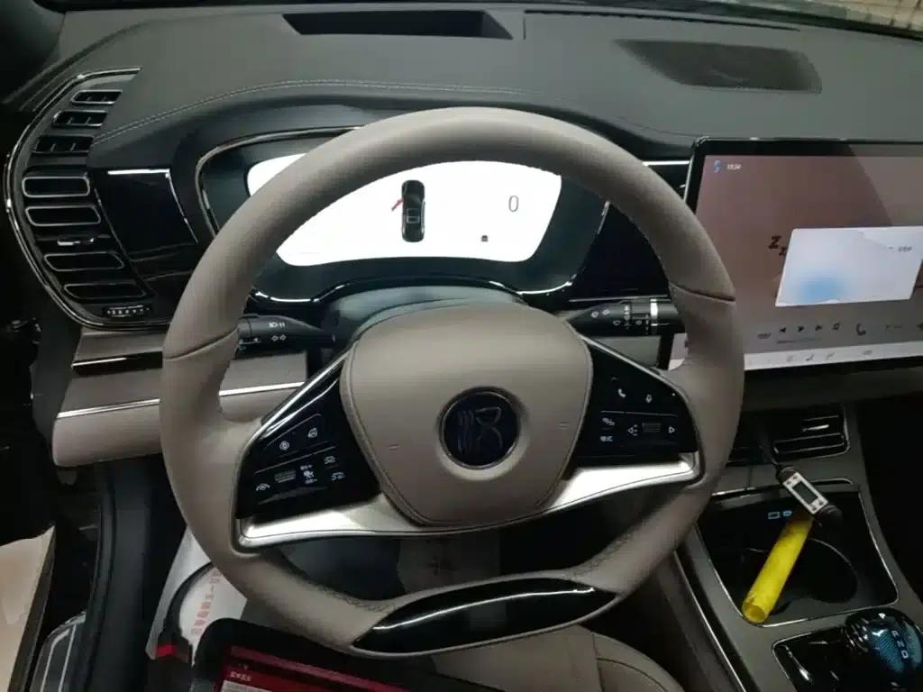 Han 2024 DM-i Glory Edition 200KM Flagship — миниатюра 11
