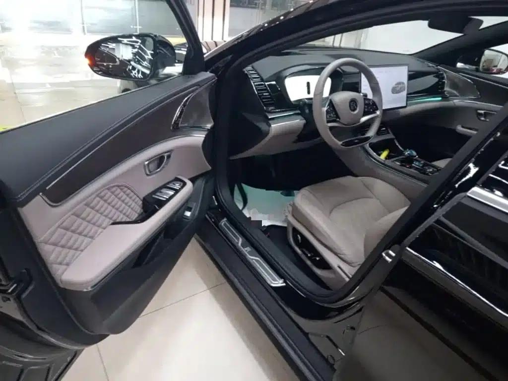 Han 2024 DM-i Glory Edition 200KM Flagship — миниатюра 15