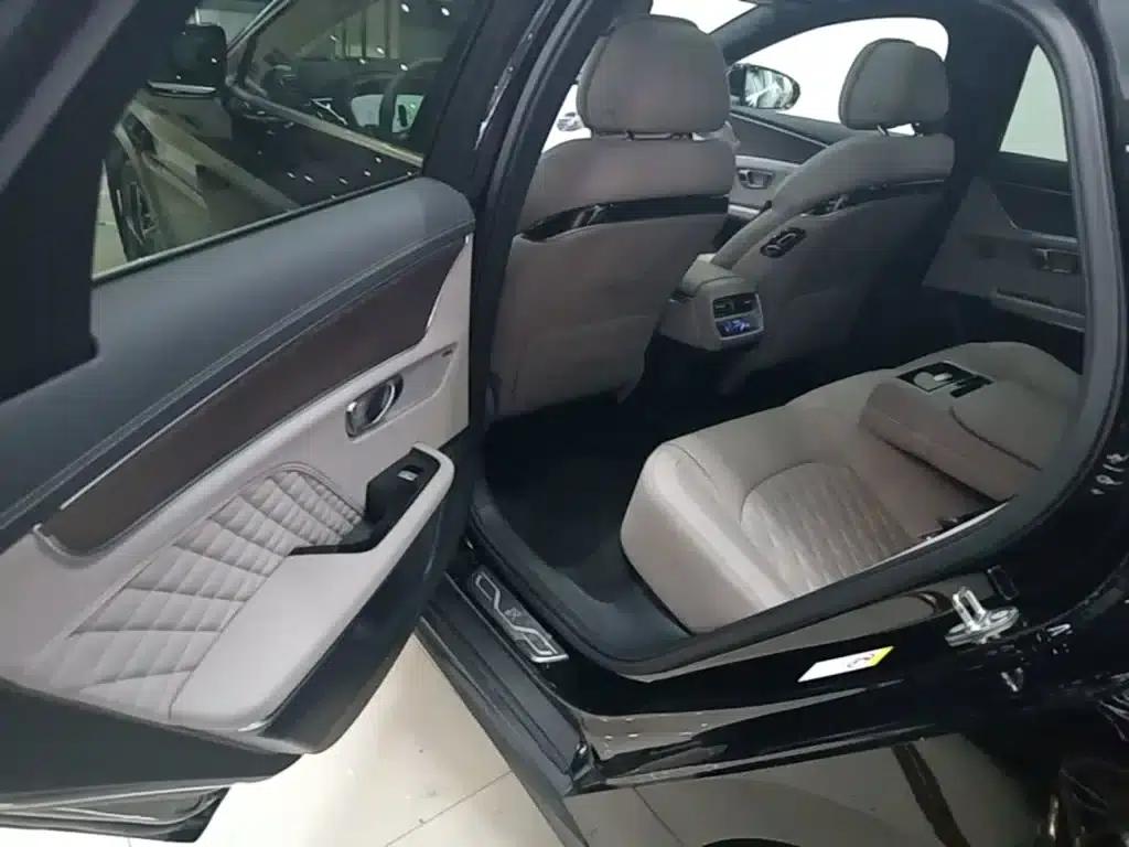 Han 2024 DM-i Glory Edition 200KM Flagship — миниатюра 17