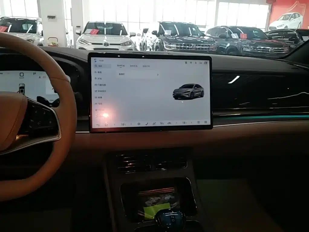 Han 2025 DM-i Intelligent Driving Edition Flagship Model with 125KM LiDAR — миниатюра 13