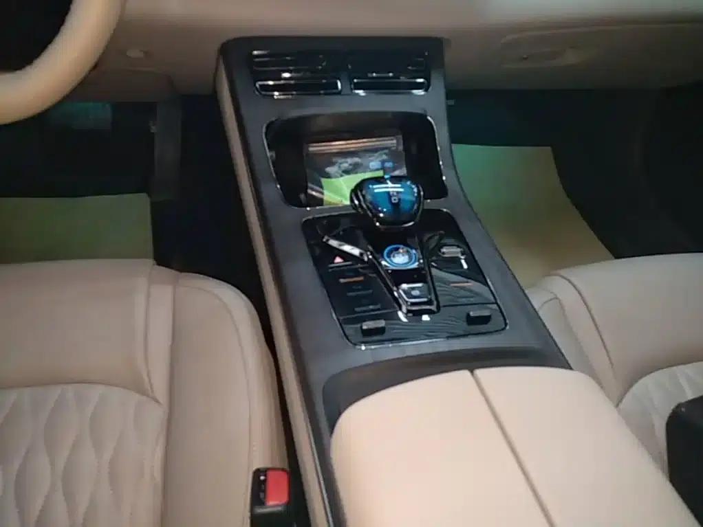 Han 2025 DM-i Intelligent Driving Edition Flagship Model with 125KM LiDAR — миниатюра 14
