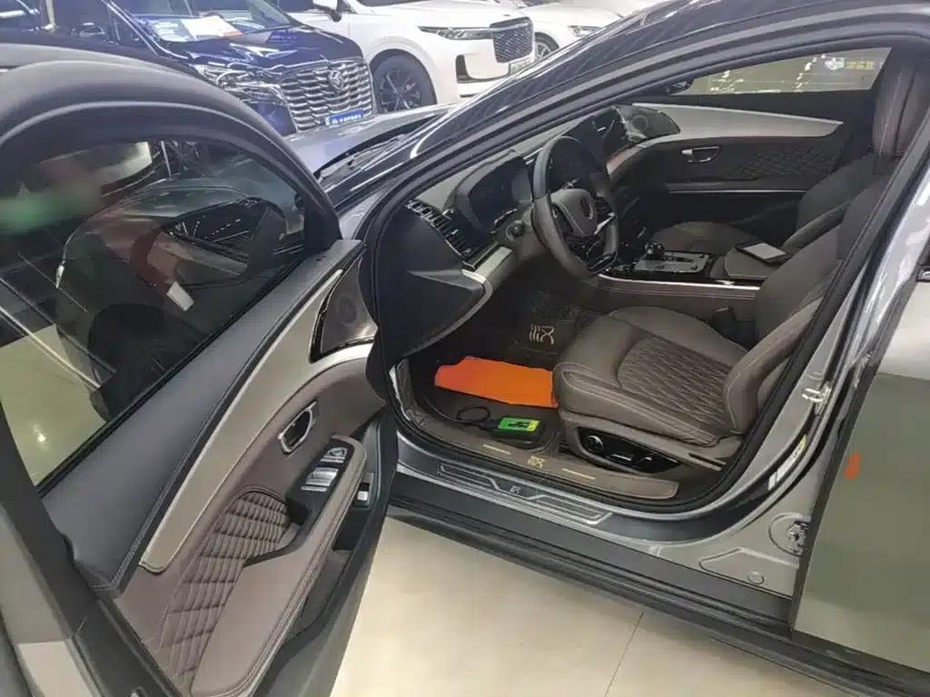 Han 2024 DM-i Glory Edition 121KM Premium — миниатюра 16