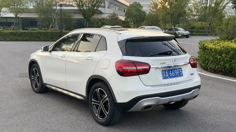 2018 Mercedes-Benz GLA 200 Fashion Edition — миниатюра 4