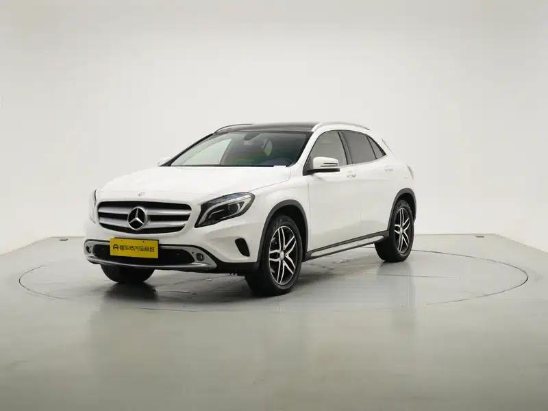 2016 Mercedes-Benz GLA 200 Fashion Edition — миниатюра 1