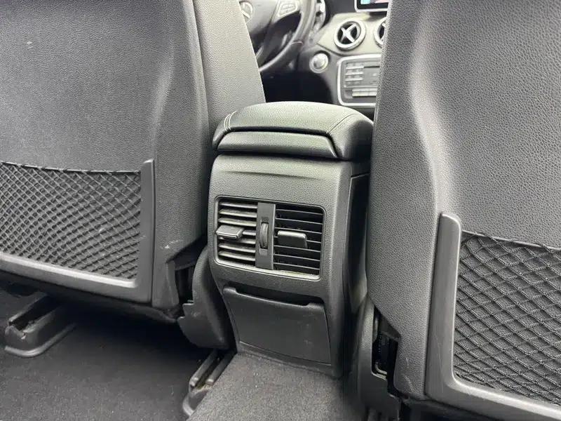 2016 Mercedes-Benz GLA 200 Fashion Edition — миниатюра 11