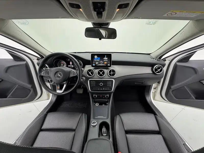 2016 Mercedes-Benz GLA 200 Fashion Edition — миниатюра 14