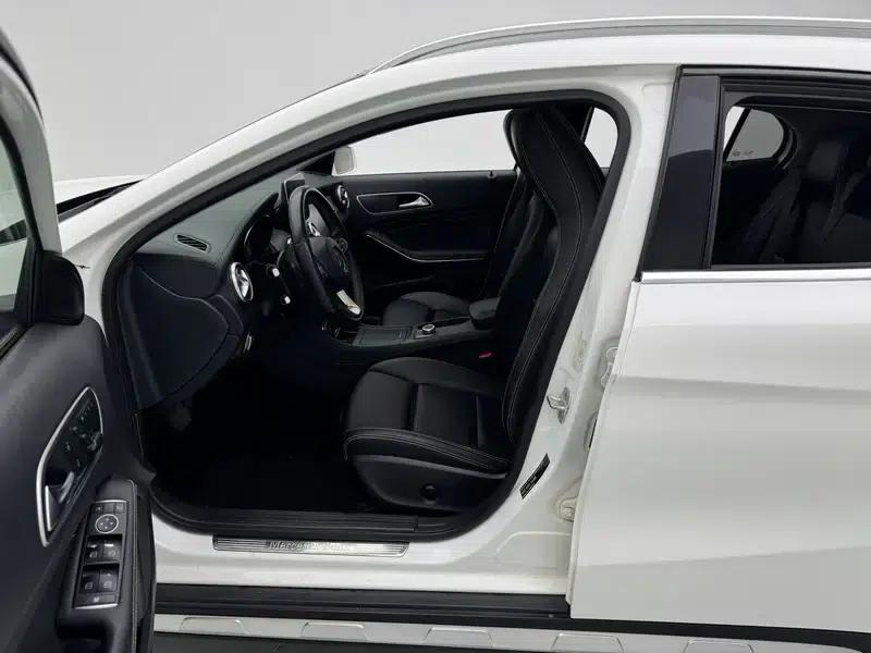 2016 Mercedes-Benz GLA 200 Fashion Edition — миниатюра 19