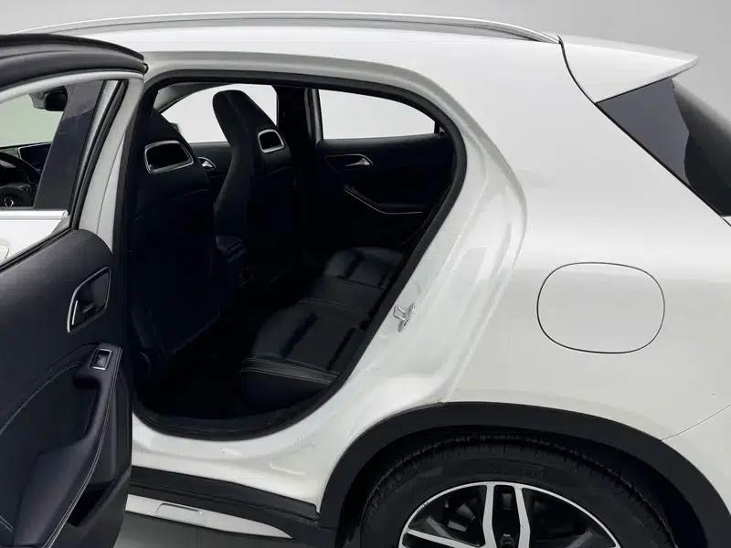 2016 Mercedes-Benz GLA 200 Fashion Edition — миниатюра 22