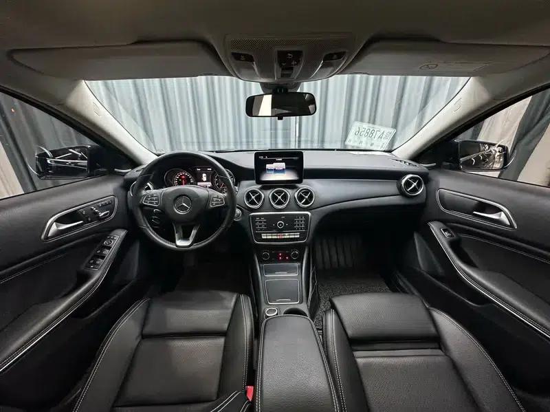 2018 Mercedes-Benz GLA 200 Dynamic — миниатюра 9