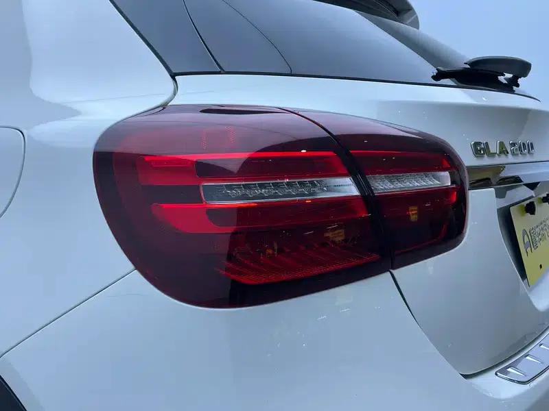 2019 Mercedes-Benz GLA 200 Dynamic — миниатюра 13
