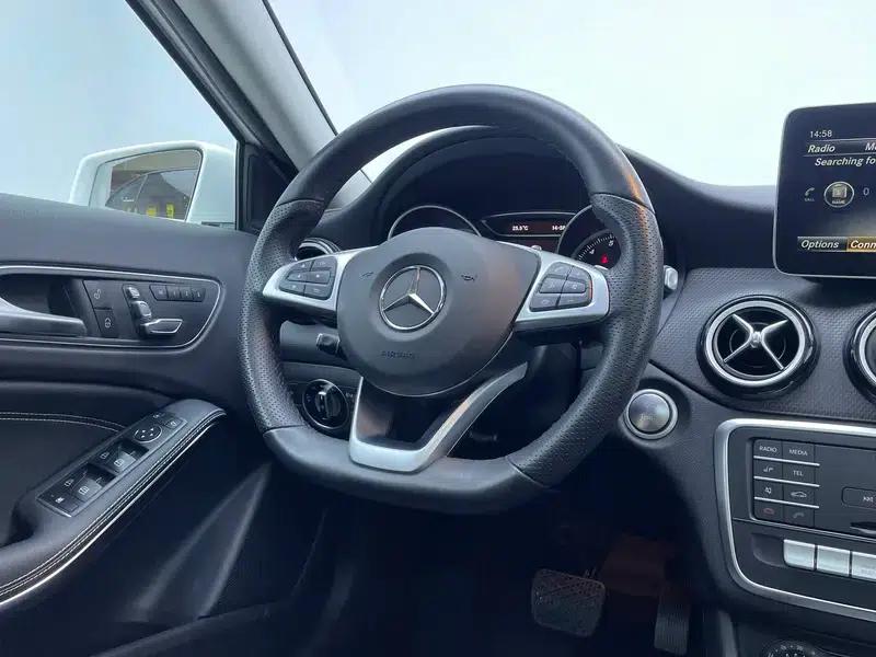 2019 Mercedes-Benz GLA 200 Dynamic — миниатюра 16