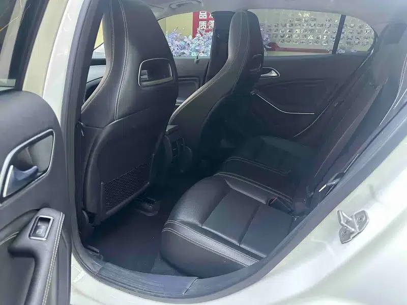 2016 Mercedes-Benz GLA 200 Dynamic — миниатюра 9