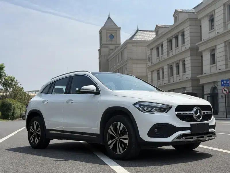2020 Mercedes-Benz GLA 200 — миниатюра 3