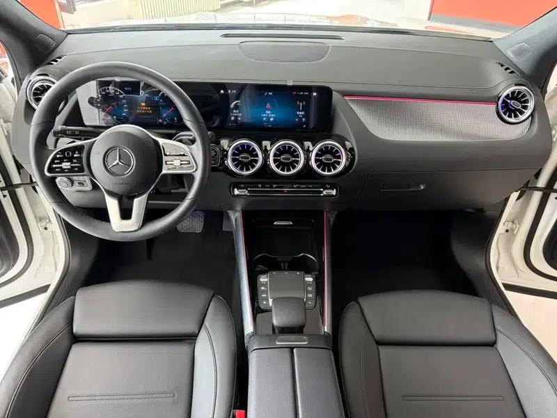 2022 Mercedes-Benz GLA 200 — миниатюра 13