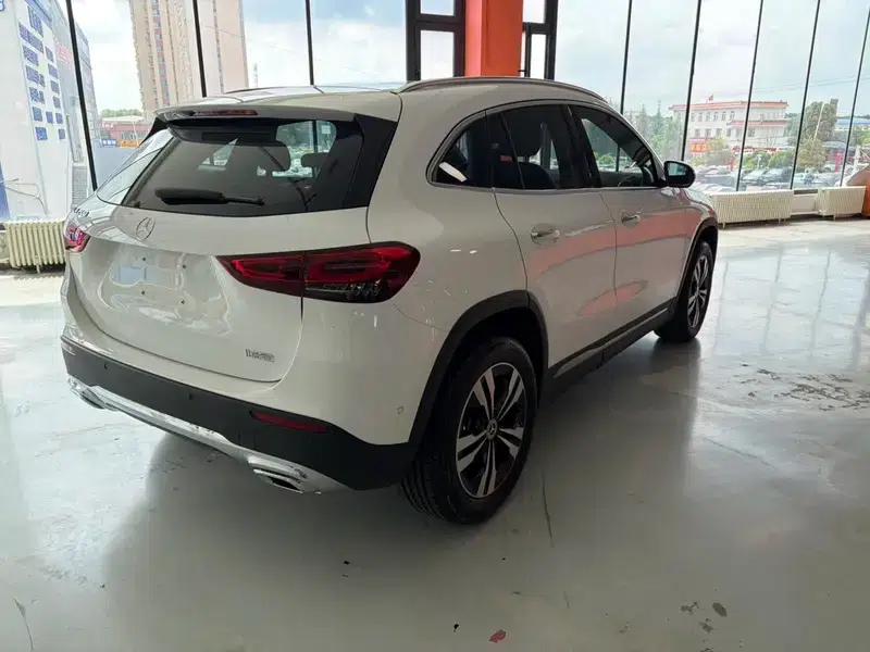 2022 Mercedes-Benz GLA 200 — миниатюра 7